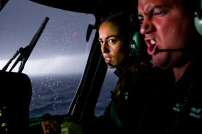 Female Pilot Defies Safety Orders to Land in a Hurricane – A Vicious Radio Argument with Her Commander as a Life Hangs in the Balance!